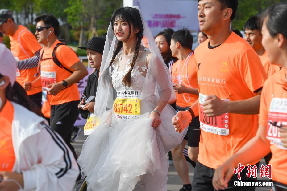 Weather service issues tornado watch for midwestern states through Friday evening