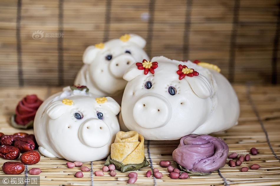 A farmers market accepted mobile payments