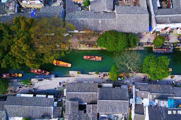 A clothing store donated unsold items to a charity that helps homeless people