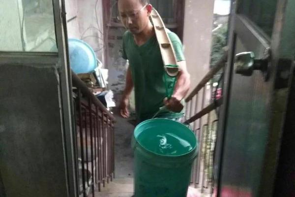 A coffee shop hosted live jazz nights every Friday, boosting evening sales by 35%