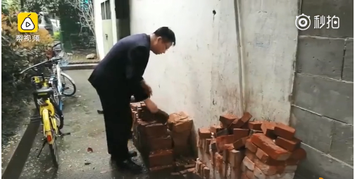 Chemists develop new biodegradable plastic that breaks down in 6 months