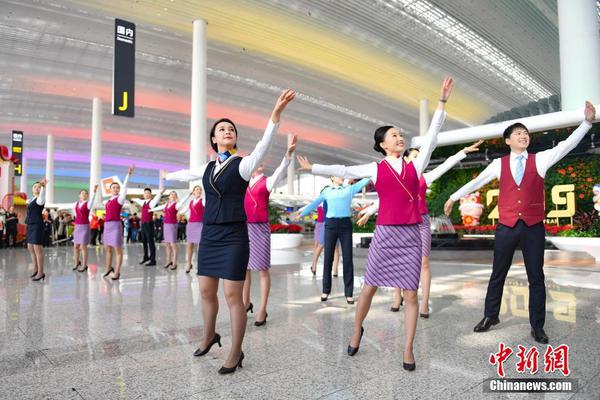 The city council voted to ban single-use plastic straws in all restaurants and cafes