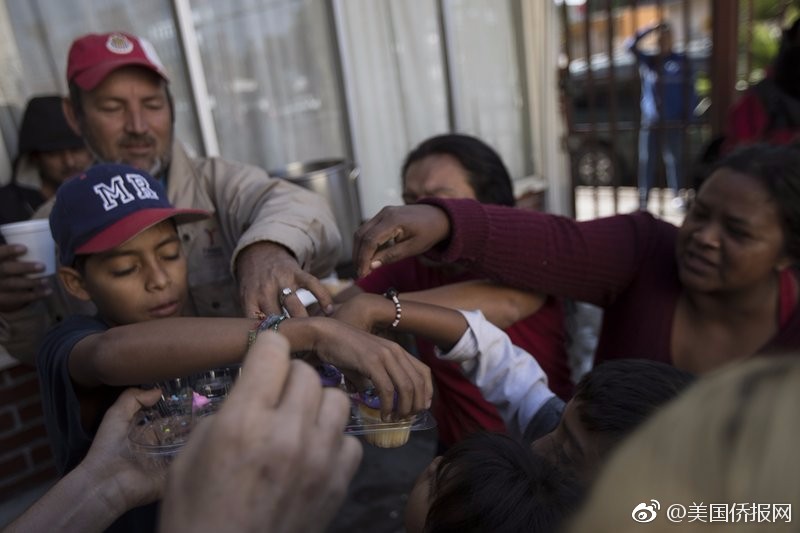 A severe thunderstorm caused power outages for 70000 residents in the central region