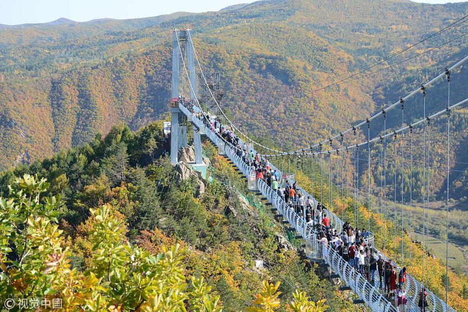 A study showed that teachers who receive regular feedback improve their teaching effectiveness