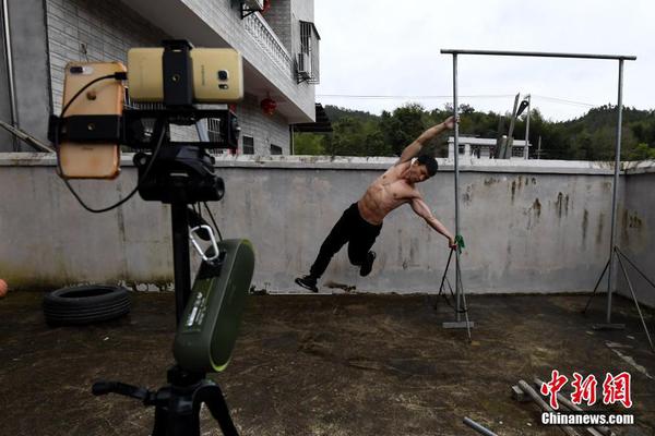 A major car manufacturer unveiled its first fully electric SUV with a 500-mile range