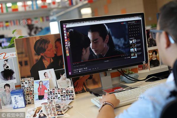 A local farmers’ market started selling homemade bread and pastries from local bakers