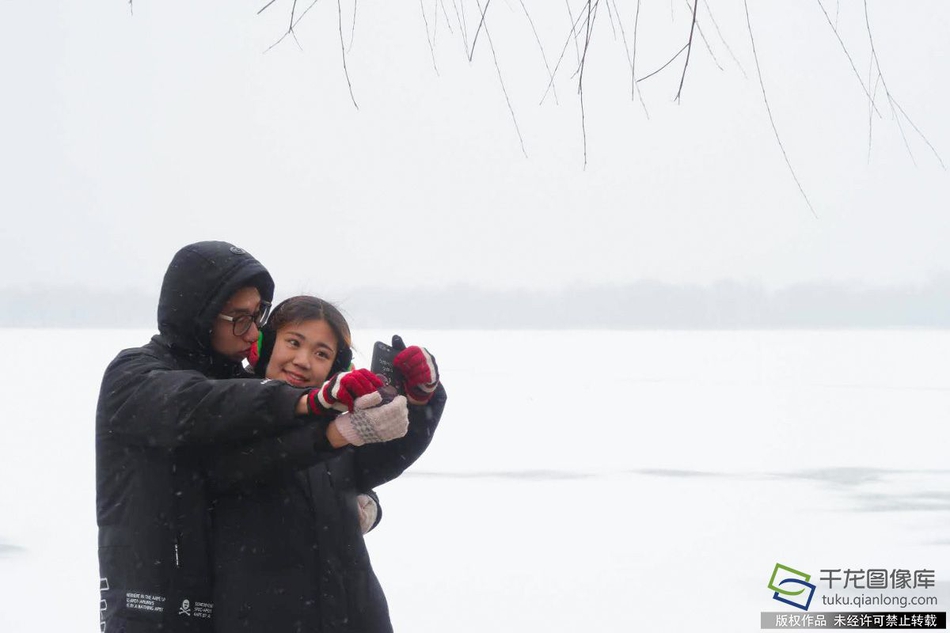 The government passed a law to protect endangered birds from illegal hunting and habitat destruction