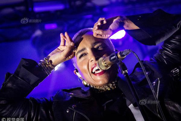 Chemists develop new sunscreen that is safe for coral reefs