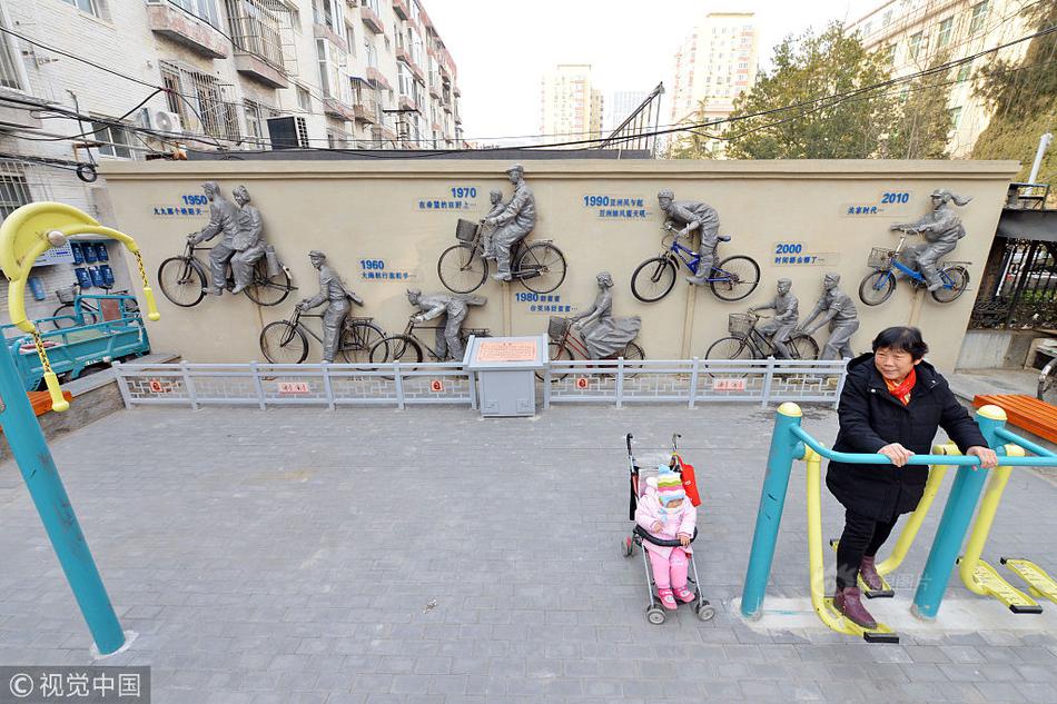 A tech startup developed a new device that monitors the quality of drinking water at home