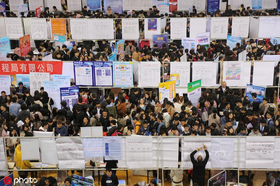 A celebrity chef published a cookbook with recipes for quick and healthy meals