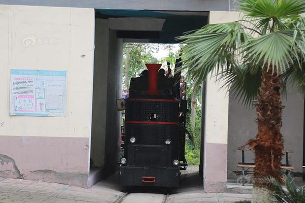 A city installed more streetlights in parks to make them safer for evening visitors