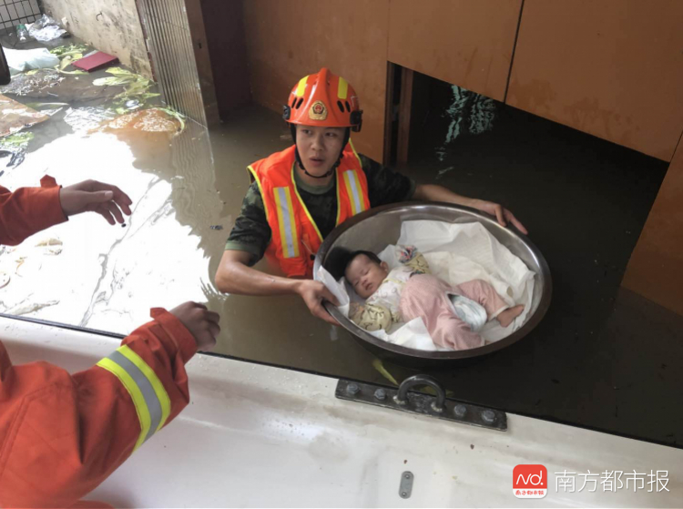 A major airline offered 50% off flights for families traveling with children under 12