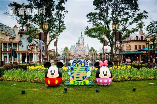 An oil company announced it will build a carbon capture facility to reduce emissions