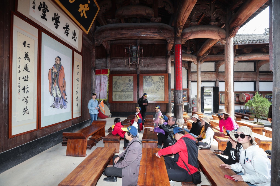 Podcast interviews environmental activist about climate change solutions