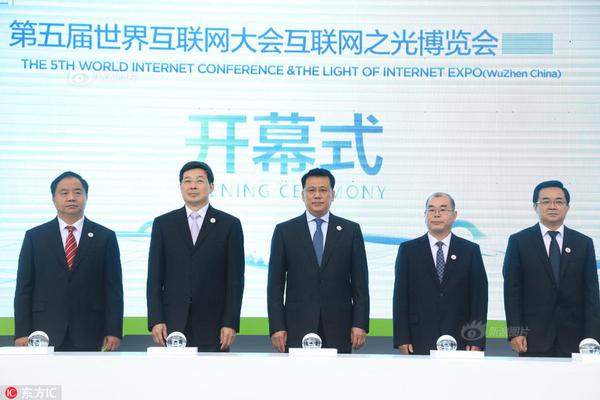 A local café partnered with a local charity to donate a meal to a homeless person for every coffee sold