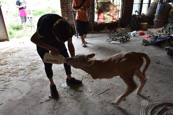 The railway service announced it would offer free coffee and tea to passengers during morning commutes