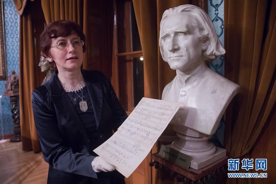 Research indicates that early reading programs reduce literacy gaps in preschoolers