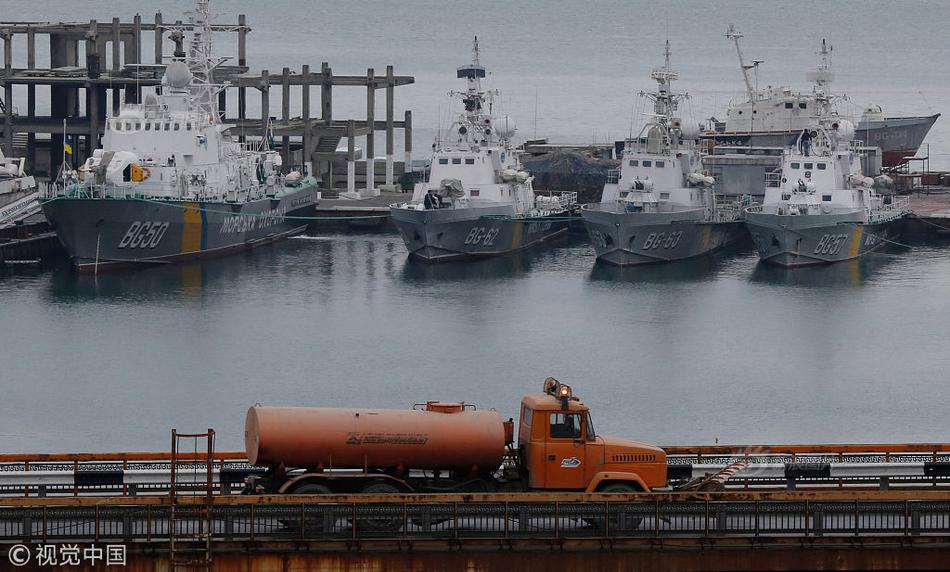 Doctors successfully performed the first ever organ transplant using 3D-printed tissues