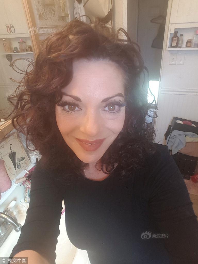 Teachers attend workshop on integrating technology into classroom lessons