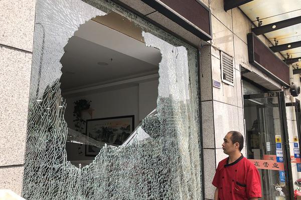 Fitness center adds new cardio equipment and weight training machines