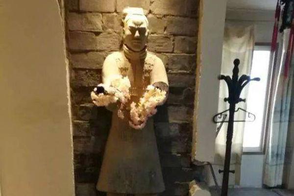 The national tennis tournament attracted over 100000 spectators this year