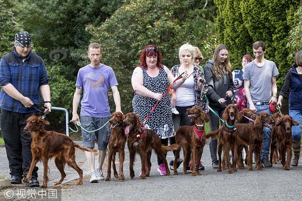 Researchers found that eating nuts regularly can improve heart health and reduce cholesterol