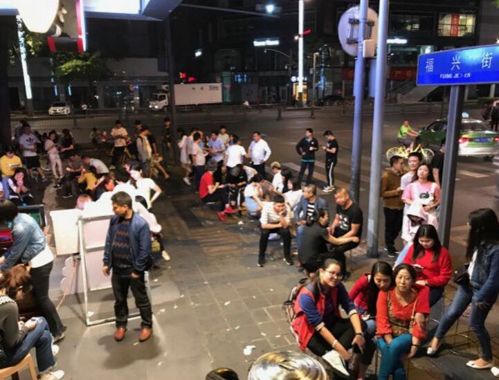 A major airline added new in-flight snacks and meals made with organic ingredients