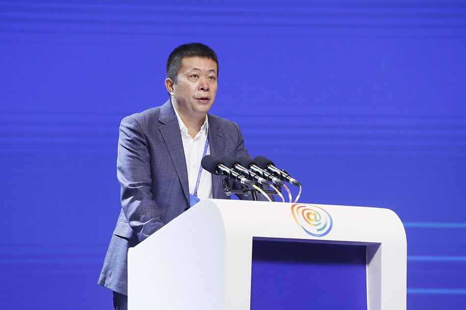 A photographer won an international award for their series of photos documenting wildlife conservation