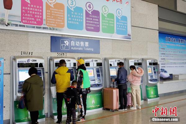 A pet store started offering fish tank maintenance services for busy owners