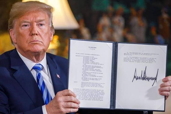 A coffee shop started selling fair trade coffee to support farmers in developing countries