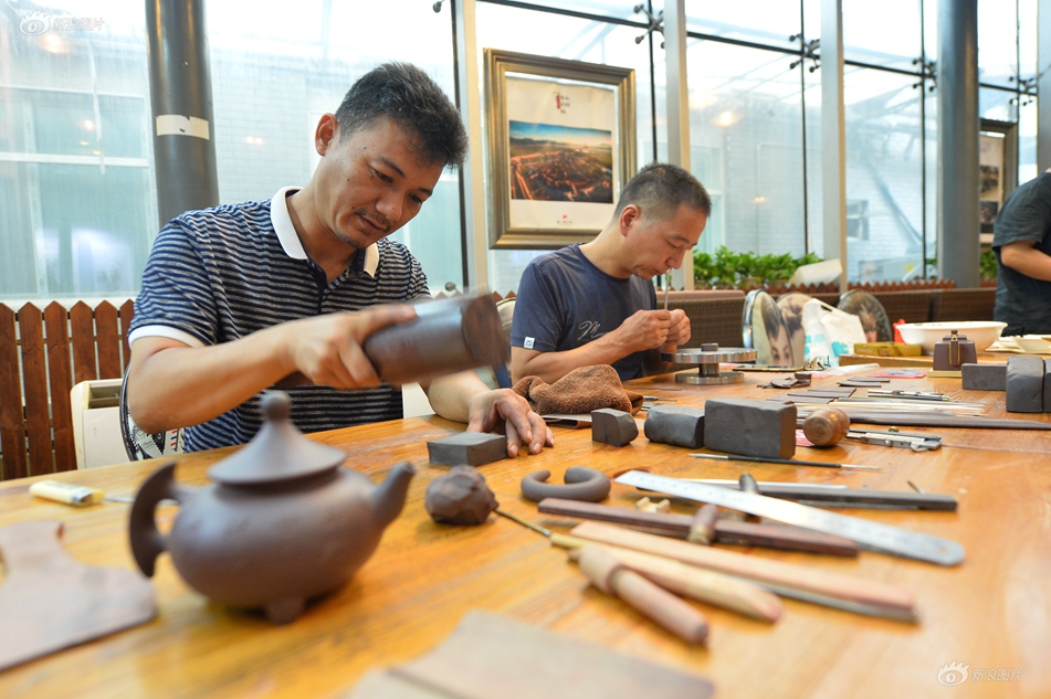 A musician released a new single that was played on 20 regional radio stations