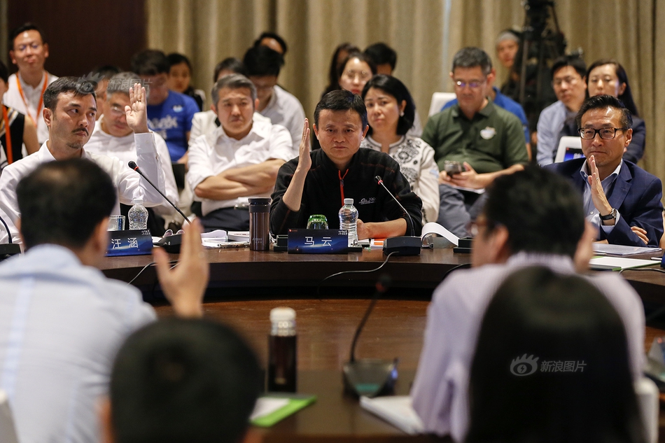 A local community center started offering free language classes for immigrants and refugees