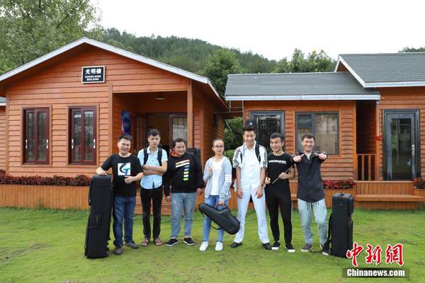 Basketball team wins regional championship after overtime victory in final game