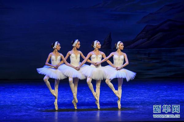 Weather officials issued a heatwave alert for the central regions