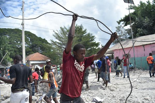 A museum hosted a lecture series featuring archaeologists discussing recent discoveries in ancient civilizations