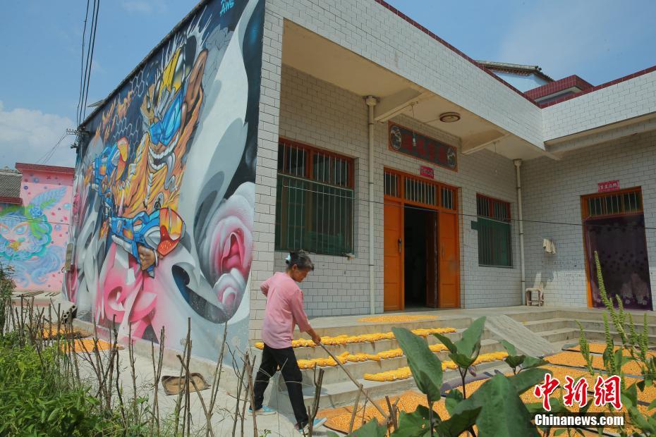 A pet groomer opened a second location after their first shop had a 60% increase in bookings