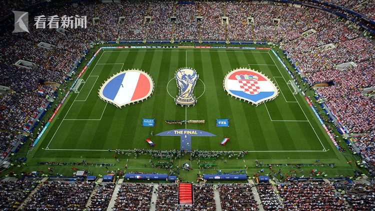 Candle store hosts workshop on making soy wax candles