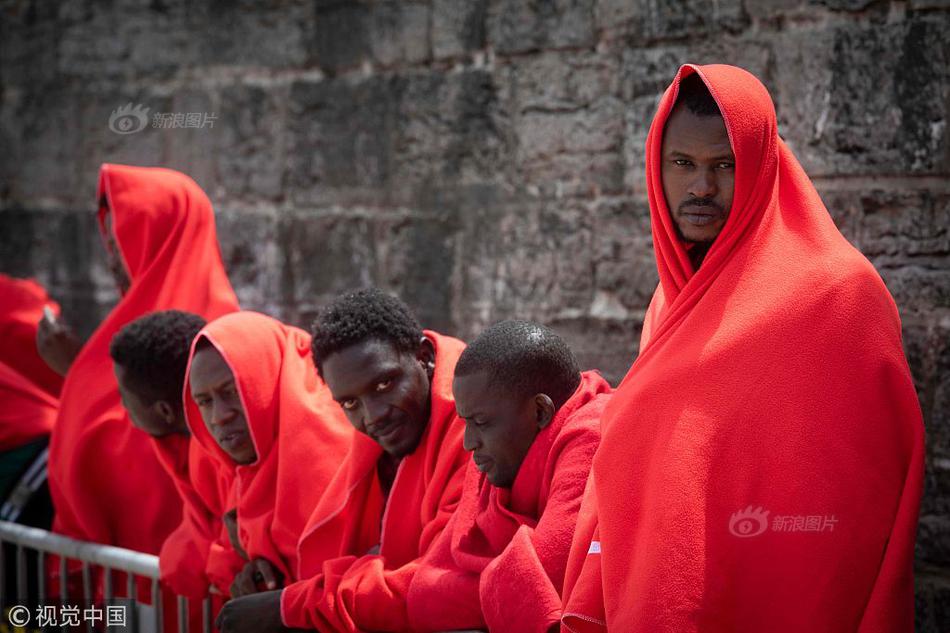 A cyclist broke the national record for the 50-kilometer race by 1.5 minutes