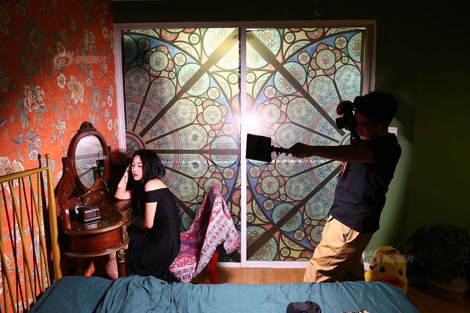 Tennis tournament attracts top players from 15 different countries