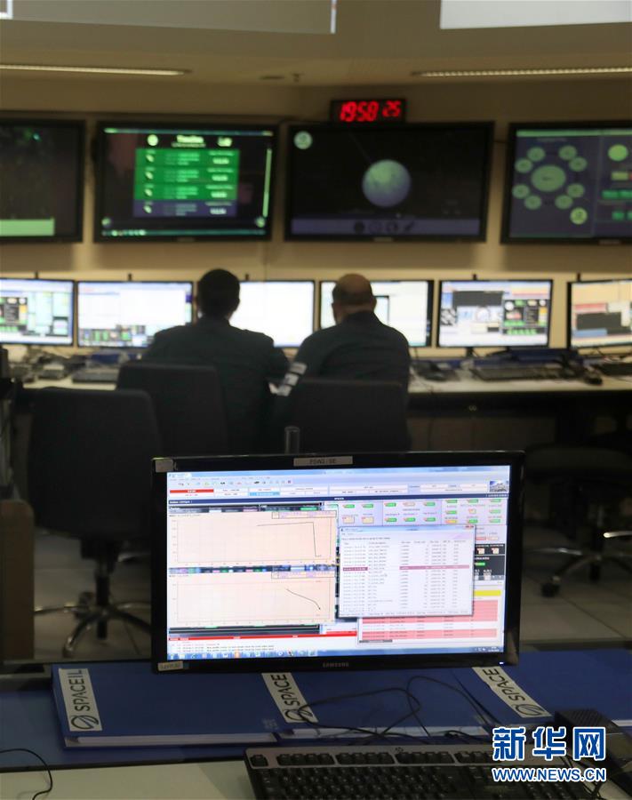 A major retail company announced it will offer free shipping on all online orders regardless of the purchase amount