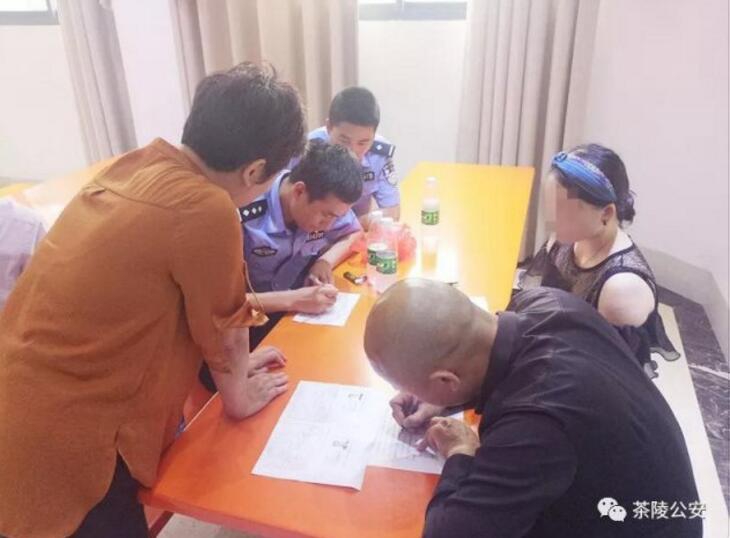 A small business owner started selling handmade jewelry at local craft fairs