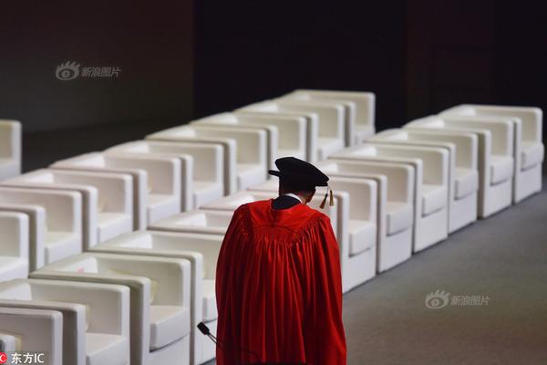 College students invented a device that turns food waste into fertilizer for home gardens