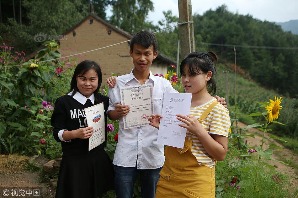 A city launched a bike-sharing program with 250 bicycles at 20 stations