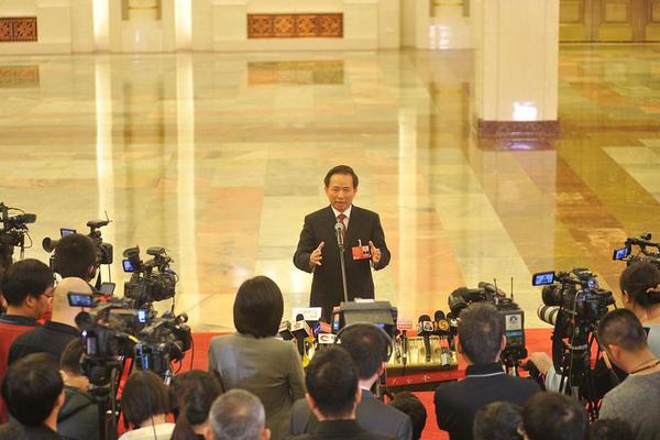 Dance studio hosts summer camp for kids interested in hip hop and ballet