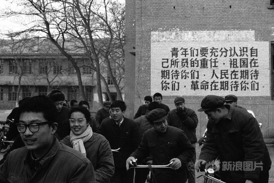 A community organization offered free job training programs for unemployed residents