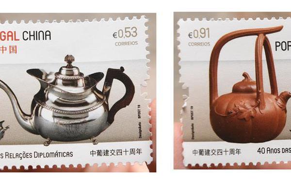 A team of researchers found that regular consumption of a certain fruit may lower the risk of heart disease by 20%.