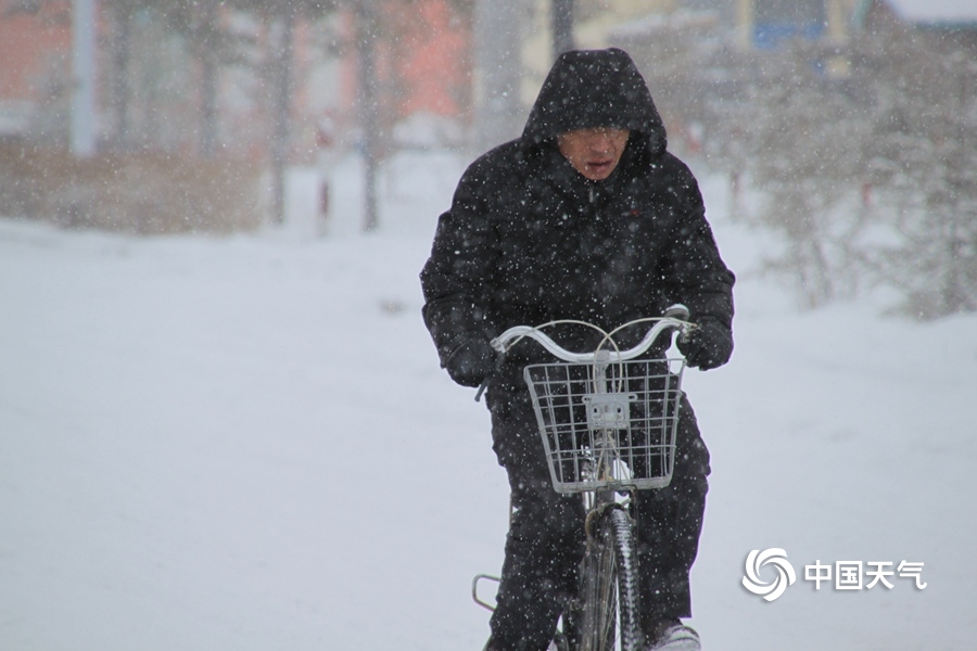Volunteer organization helps rebuild homes damaged by recent tornado in small town