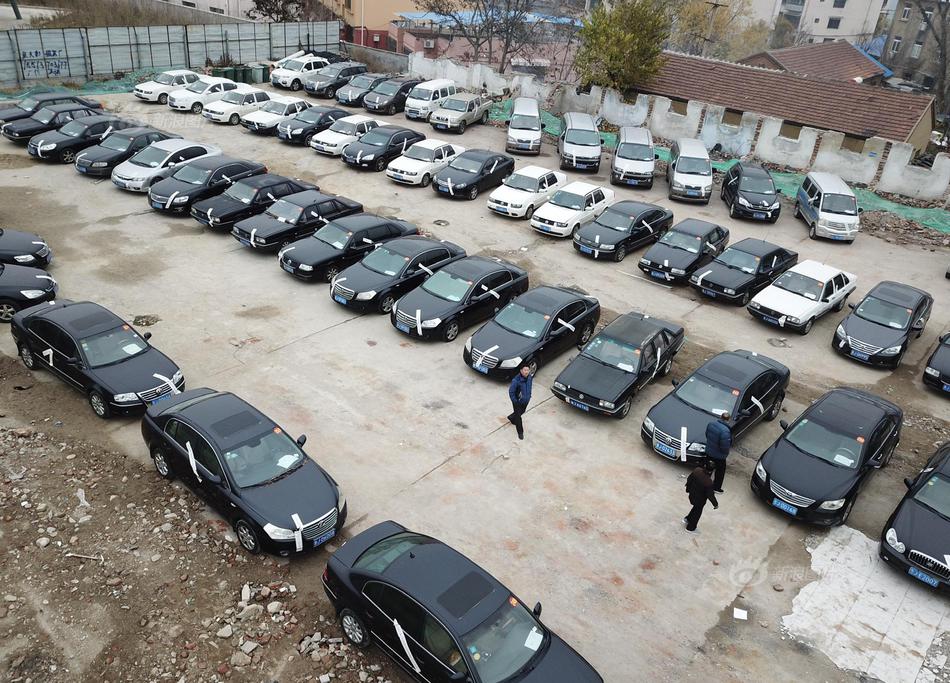 A popular social media platform added a new feature to let users share short video clips