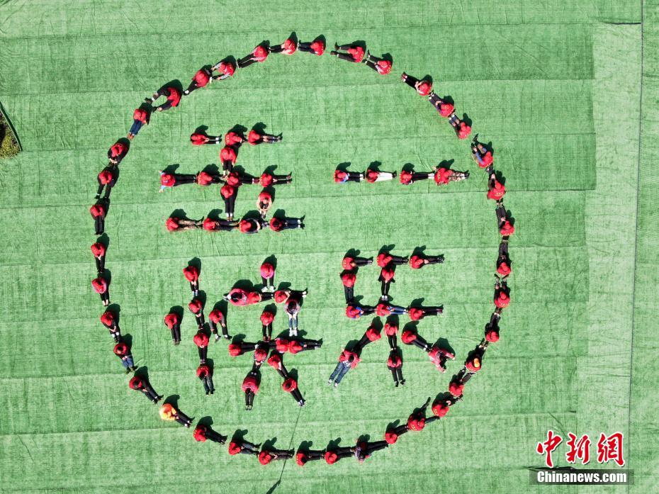 Dance school holds annual recital featuring performances by 300 students