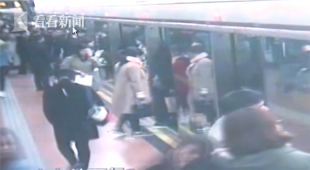 A famous poet was awarded a lifetime achievement award for their contributions to literature